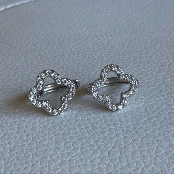 Clover Alhambra Silver Diamond Rhinestone Elegant Earrings New NWT - Picture 3 of 8